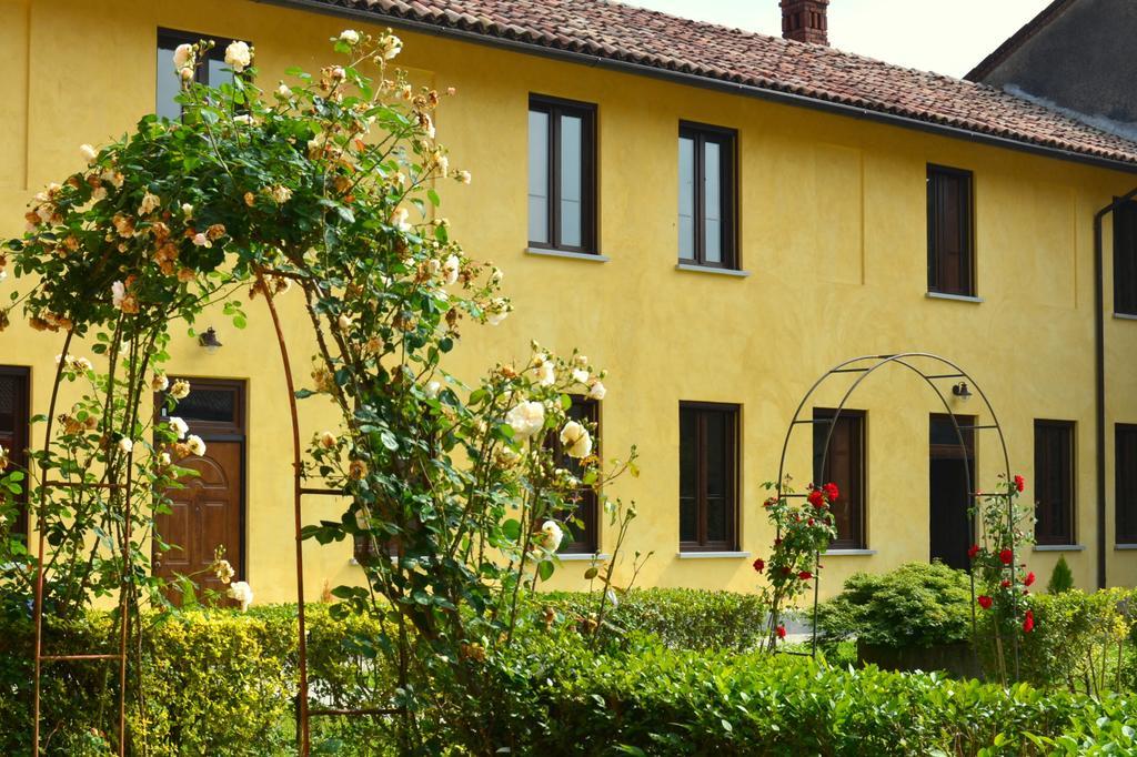 Agriturismo Borgo San Francesco バジーリオ エクステリア 写真